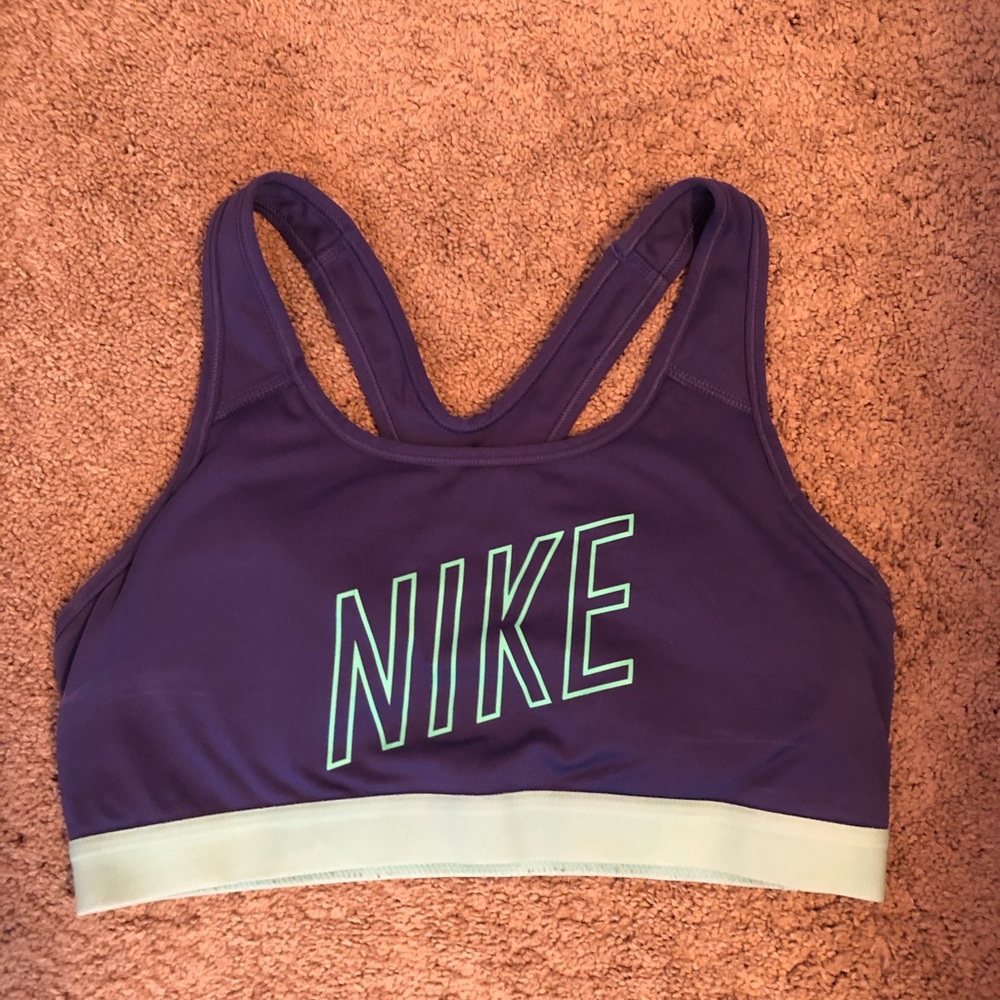 Sports bra